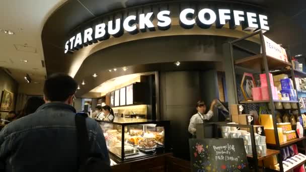 Tokio Japón Circa Marzo 2017 Café Starbucks Dentro Del Centro — Vídeo de stock