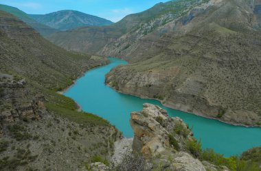 Sulak nehir kanyonun bir görünüm