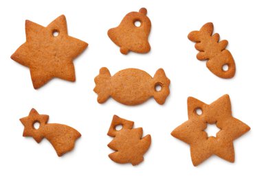 Beyaz arka plan üzerinde izole Noel gingerbread çerezleri. Üstten görünüm