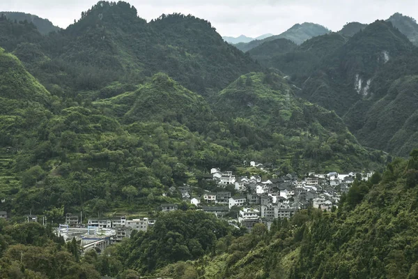장가계 중국과 Fenghuang 시골에서 — 스톡 사진