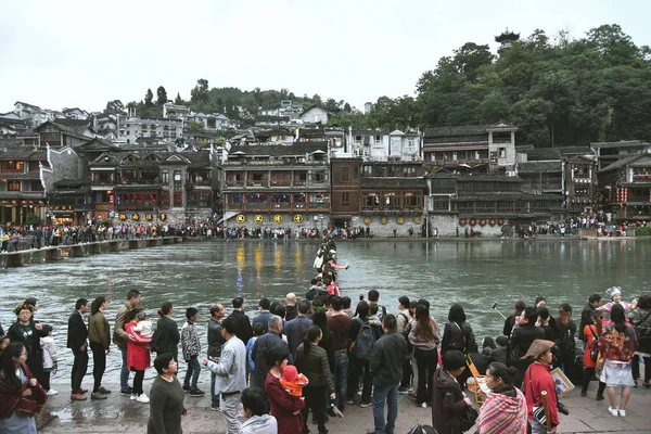 Fenghuang Hunan Cina Ottobre 2017 Turisti Non Identificati Alla Città — Foto Stock