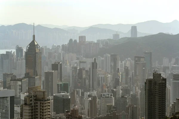 Stadsgezicht van moderne gebouwen in Hong Kong — Stockfoto