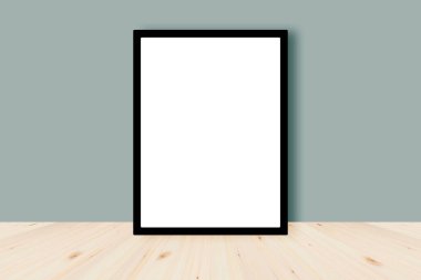 Ahşap zeminde fotoğraf çerçevesi modeli.