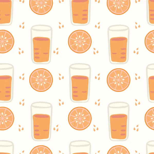 ジュースのグラスと濡れたドロップスプラッシュで搾りたてのオレンジシトラスフルーツスライス漫画 手描きのシームレスベクトルパターンイラスト 健康的なビタミンドリンクの背景のためのジューシードリンク — ストックベクタ