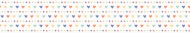 El çizilmiş vektör küçük kalp konfeti serpilir. Kesintisiz yinelenen kenarlık. Kawaii pastel düz renk. Sevgililer günü, doğum günü partisi ve çocuk kutlama afiş şerit washi bant için sevimli illüstrasyon