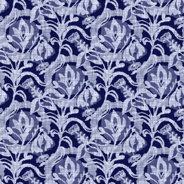İndigo mavisi çiçek bloğu boyanmış keten desenli arka plan. Kusursuz örülmüş Japonlar batik kumaş örneklerini tekrarlıyorlar. Çiçeksel organik bulanık blok izleri tekstilin her yerinde.