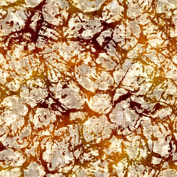 Naadloze moderne sepia bruine bloem hoogdruk print. Grunge aquarel textuur bloemige achtergrond. Versleten gevlekt uitgewassen patroon textiel. Schilderachtig vervaagd linnen valt overal op de print — Stockfoto
