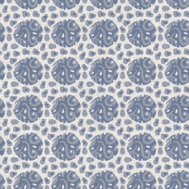 Kusursuz Fransız çiftlik evi, noktalı keten desenli. Provence mavi beyaz dokuma dokusu. Pejmürde şık stil dekoratif daire kumaş arka plan. Her yerde tekstil kırsalı var.