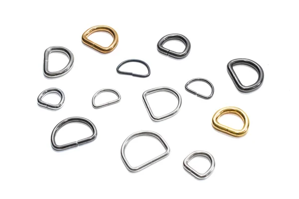 Metalen Halve Ringen Van Verschillende Kleuren Geïsoleerd Een Witte Achtergrond — Stockfoto