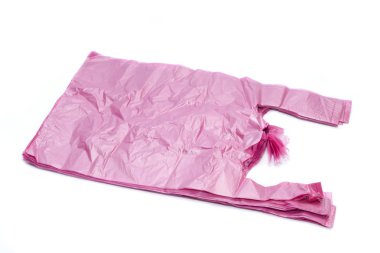 Beyaz arka plan üzerinde izole plastik torbalar.