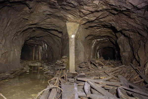 Antigua Mina Oro Túnel Subterráneo Dos Vías — Foto de Stock