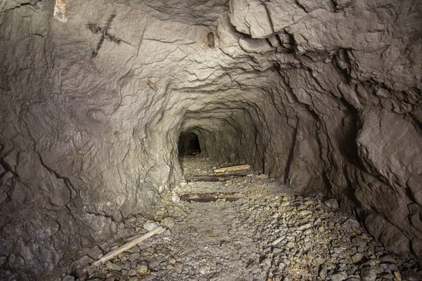 Niyobiyum Madeni Yeraltı Tüneli — Stok fotoğraf