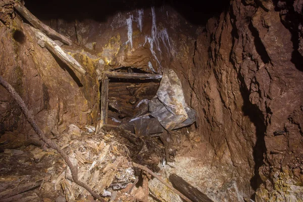Підземна Покинута Золота Мідна Руда Шахтна Шахта Тунель Галереї Прохід — стокове фото