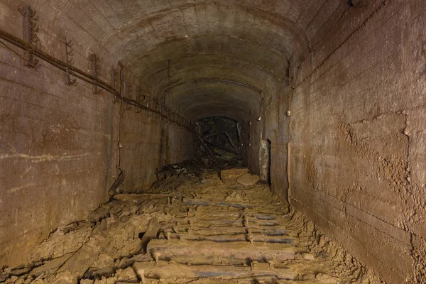 Subterrâneo Abandonado Ouro Minério Cobre Mina Eixo Túnel Galeria Passagem — Fotografia de Stock