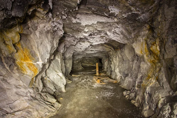 Podziemne Złoto Wał Kopalni Tunelu Dryf Lodu — Zdjęcie stockowe