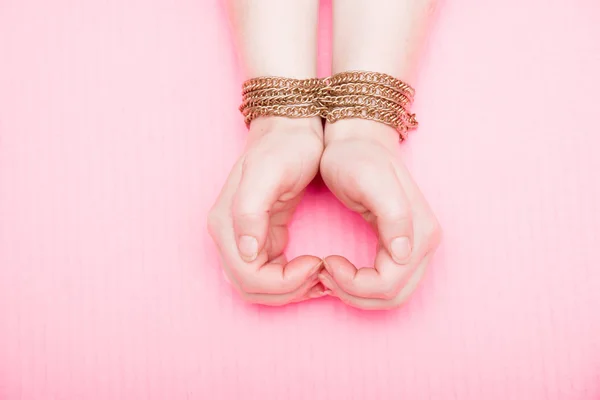 Hard Hands Heart Shaped Fingers Folded Golden Chain Pink Background — Stock Photo, Image