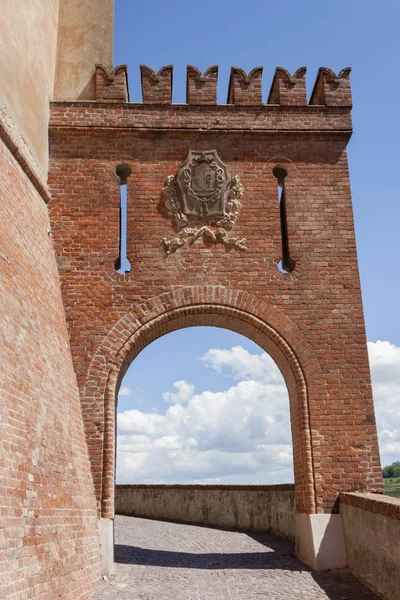 Det Slott Barolo Provinsen Cuneo Den Italienska Regionen Piemonte Barolo Stockbild