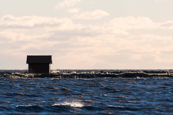 Kabině Rybaření Moře Bouřlivé Vody — Stock fotografie