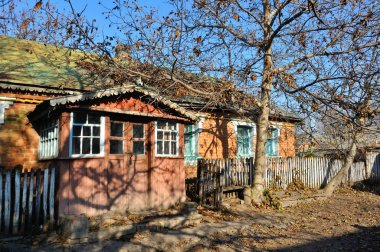 güneş ışığı eski terk edilmiş evde