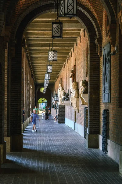 Szeged Hongarije Augustus Bewoners Bezoekers Lopen Door Galerie Van Medische — Stockfoto