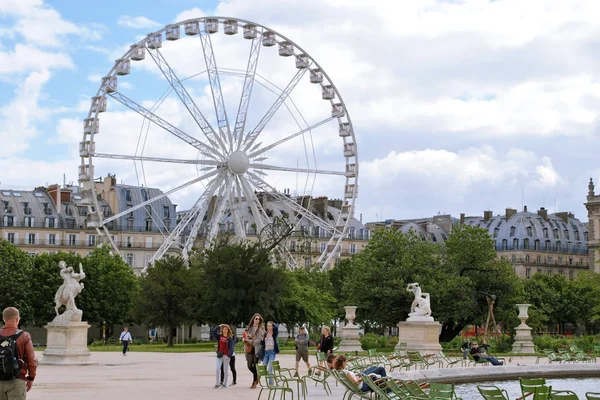Paris France June Residents Guests City Walk Park Tuileries June — Stock Photo, Image