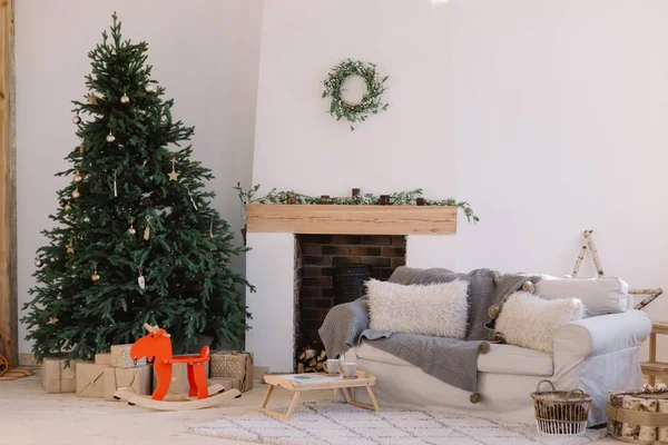 Kuscheliges Weihnachtsinterieur — Stockfoto