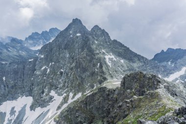 Sisli Tatra Dağları'nın harika bir manzara. Tatra Milli Parkı. Polonya, Avrupa. Dramatik sahne. Güzellik Dünya.