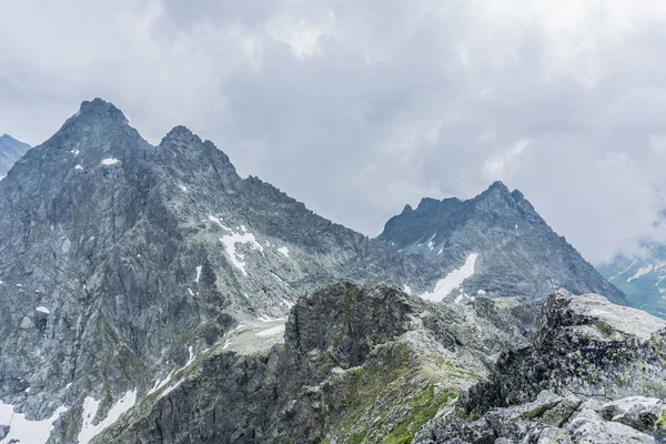 Excelente Vista Das Nebulosas Montanhas Tatra Parque Nacional Tatra Polónia — Fotografia de Stock