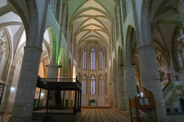 Famagusta/Kıbrıs - Şubat 2019: Lala Mustafa Paşa Camii (St Nicholas Cathedral) Müslüman tapınak iç.