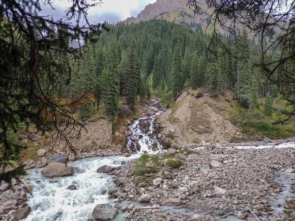 Trans Ili Alatau Cordilheira Sistema Tien Shan Cazaquistão Perto Cidade — Fotografia de Stock