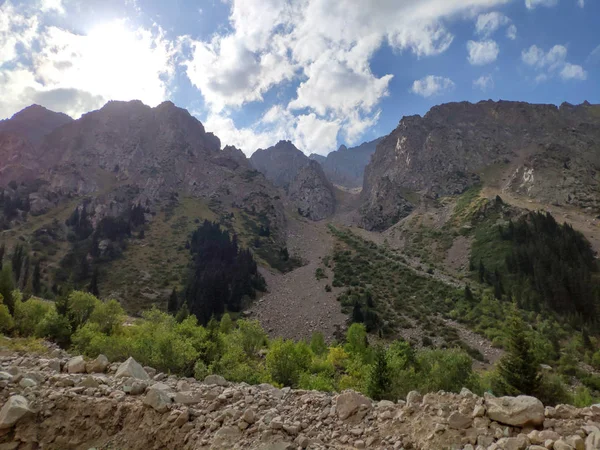Pegunungan Trans Ili Alatau Dari Sistem Tien Shan Kazakhstan Dekat — Stok Foto