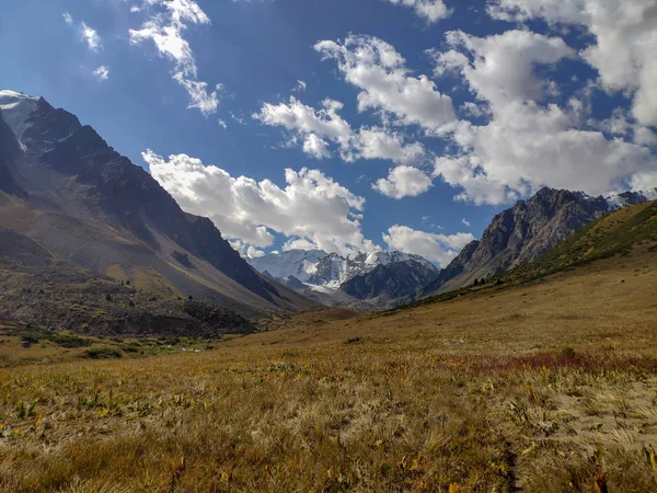 Trans Ili Alatau Είναι Οροσειρά Του Συστήματος Tien Shan Στο — Φωτογραφία Αρχείου