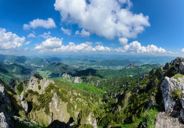 Panorama büyük Rozsutec Hill Vratna Vadisi Milli Parkı Mala Fatra, Slovakya.