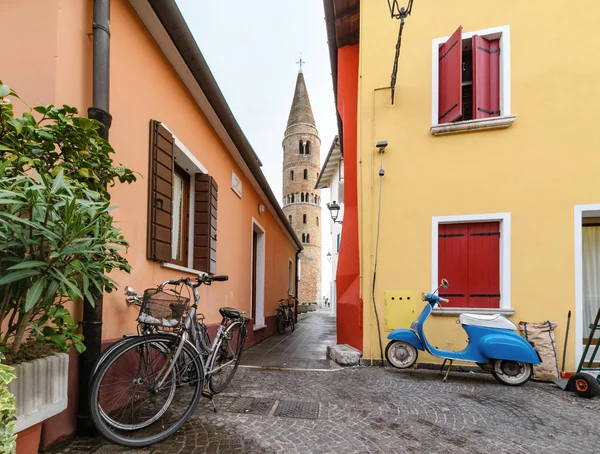 Auténtico patio en el centro de Caorle — Foto de Stock