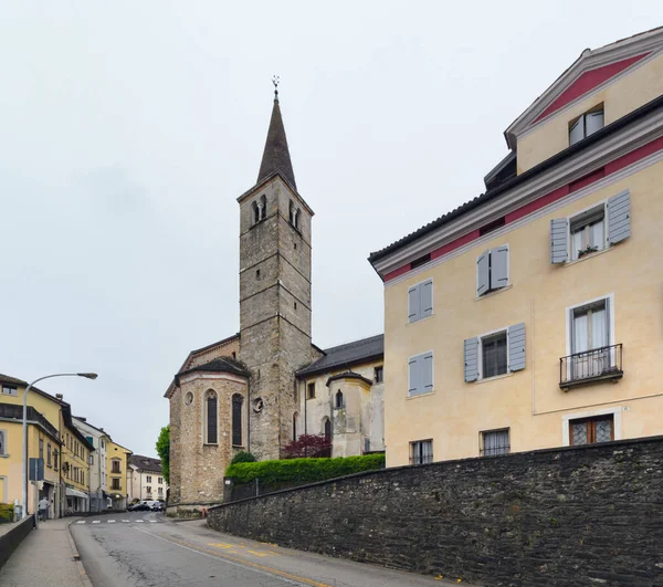 Kościół w centrum Belluno. — Zdjęcie stockowe