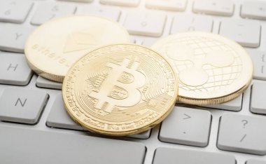 Etherum, Bitcoin, Klavyede Ripple