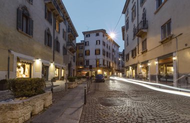 Akşam Verona Antik sokak