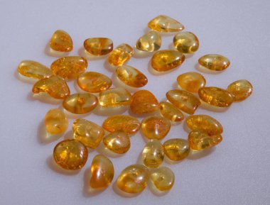 kehribar ürünleri, açık renkli, el işi, el sanatları, işlemeli, kehribar iş, el yapımı, el sanatları el