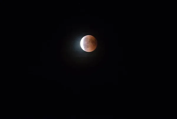 Amsterdã Holanda 2018 Eclipse Lunar Lua Vermelha Sangue Céu Negro — Fotografia de Stock