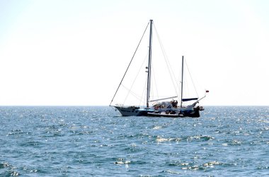 Yalnız yat sakinleştirmek Baykal Gölü su