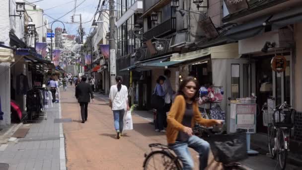 Tokyo Japan Juli 2019 Beskåda Yanaka Ginza Berömd Shoppinggata Som — Stockvideo