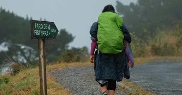 Pèlerin Marcher vers Fisterra Faire Le Camino de Santiago — Video