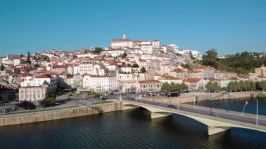 Portekiz ve Mondego Nehri'nde Coimbra Havadan Görünümü
