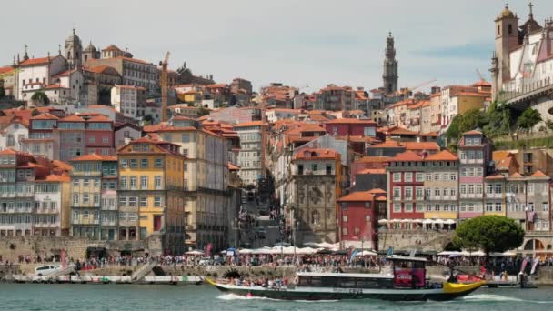 Widok na Porto Oporto i rzekę Douro Portugalia — Wideo stockowe