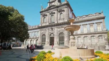 Porto Portekiz Trindade Kilisesi Görünümü