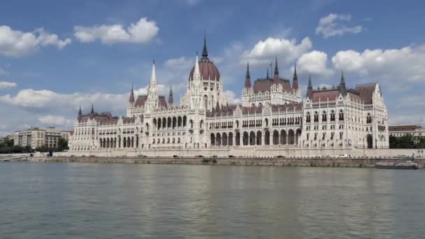 Országgyűlés Székhelyének Magyar Parlament Épületének Külső Nézete Duna Partján Budapesten — Stock videók