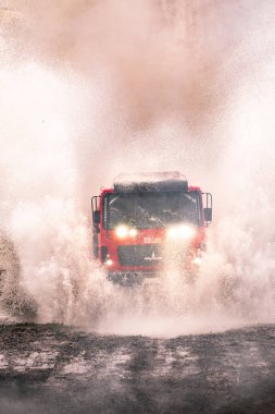 Rostov-On-Don, Rusya-20 Mayıs 2018: Kamaz ve Maz Dakar kamyon Bizon kamyon gösterisi