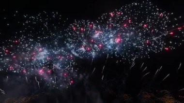 Renkli Soyut Fütürist Havai fişeklerin yavaş çekimleri Gece Gökyüzünü gösteriyor