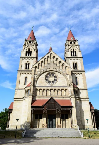 St Francis Assisi Kilisesi (aka Meksika). Bazilika tarzında Katolik Kilisesi Viyana, Avusturya. 1898 ve 1910 arasında inşa edilmiş.