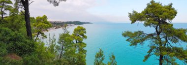 Yaz aylarında Yunanistan'ın güzel kıyılarında